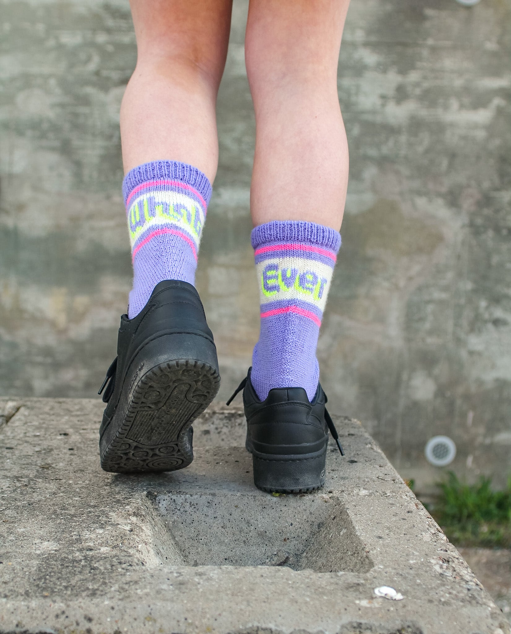 Bog: Color Pop! Urban Knitwear 8-16