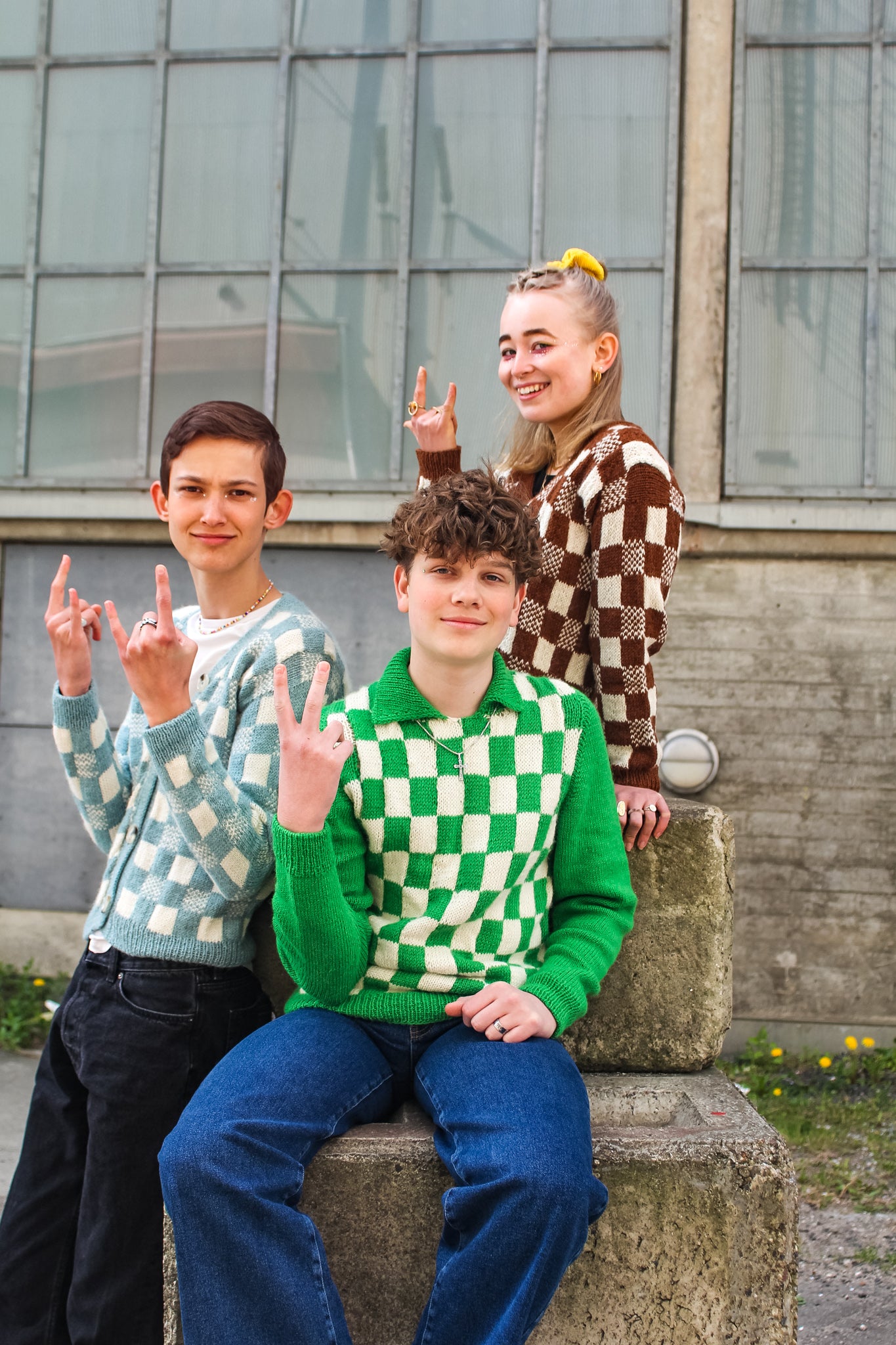 Bog: Color Pop! Urban Knitwear 8-16