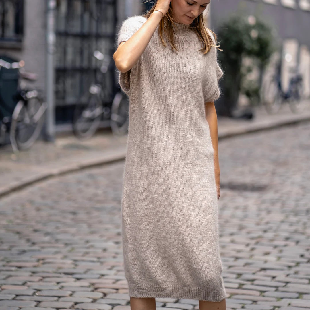 a m p l e dress