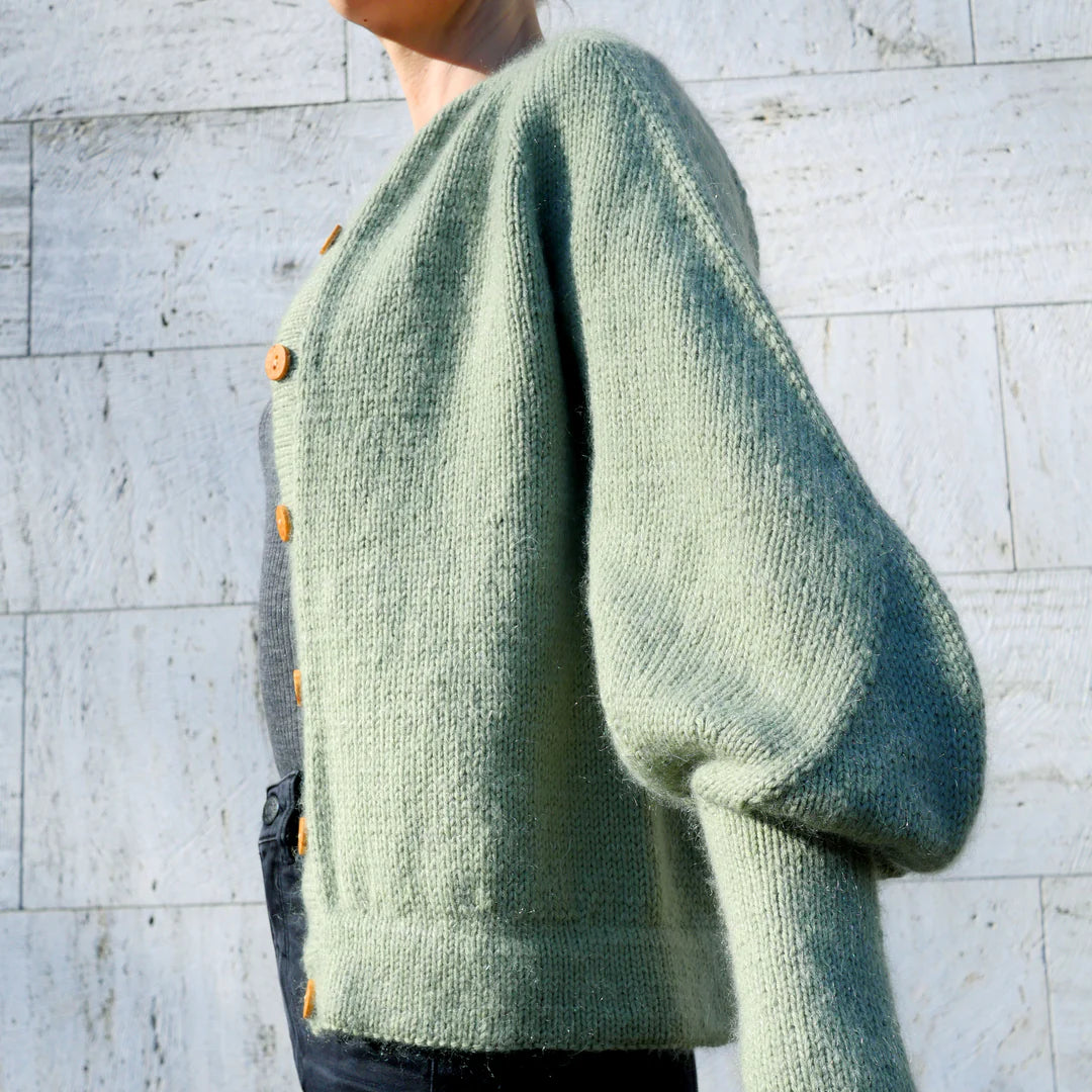 g e n e r o u s cardigan