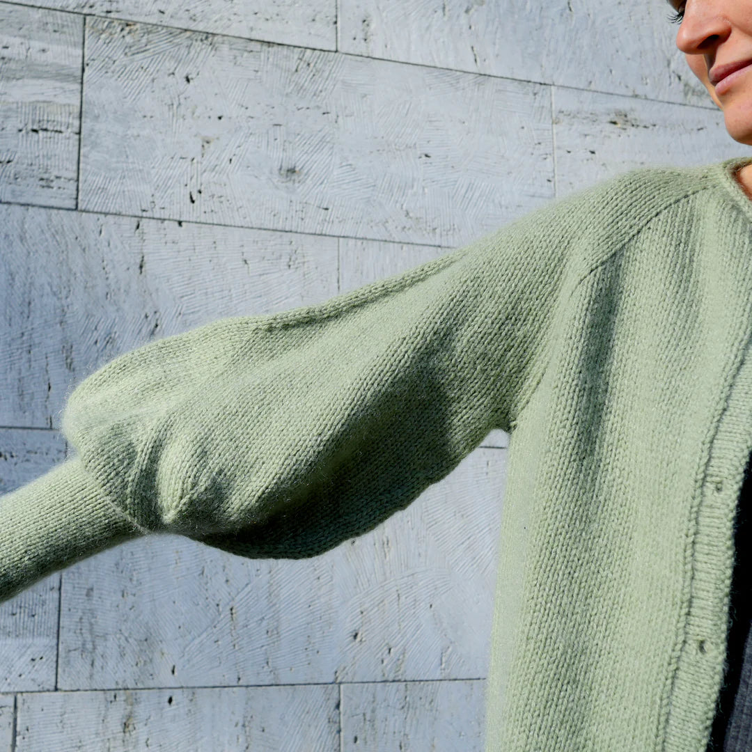 g e n e r o u s cardigan