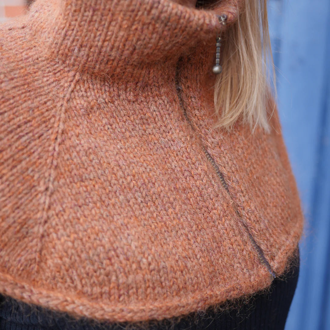l u c i d cowl