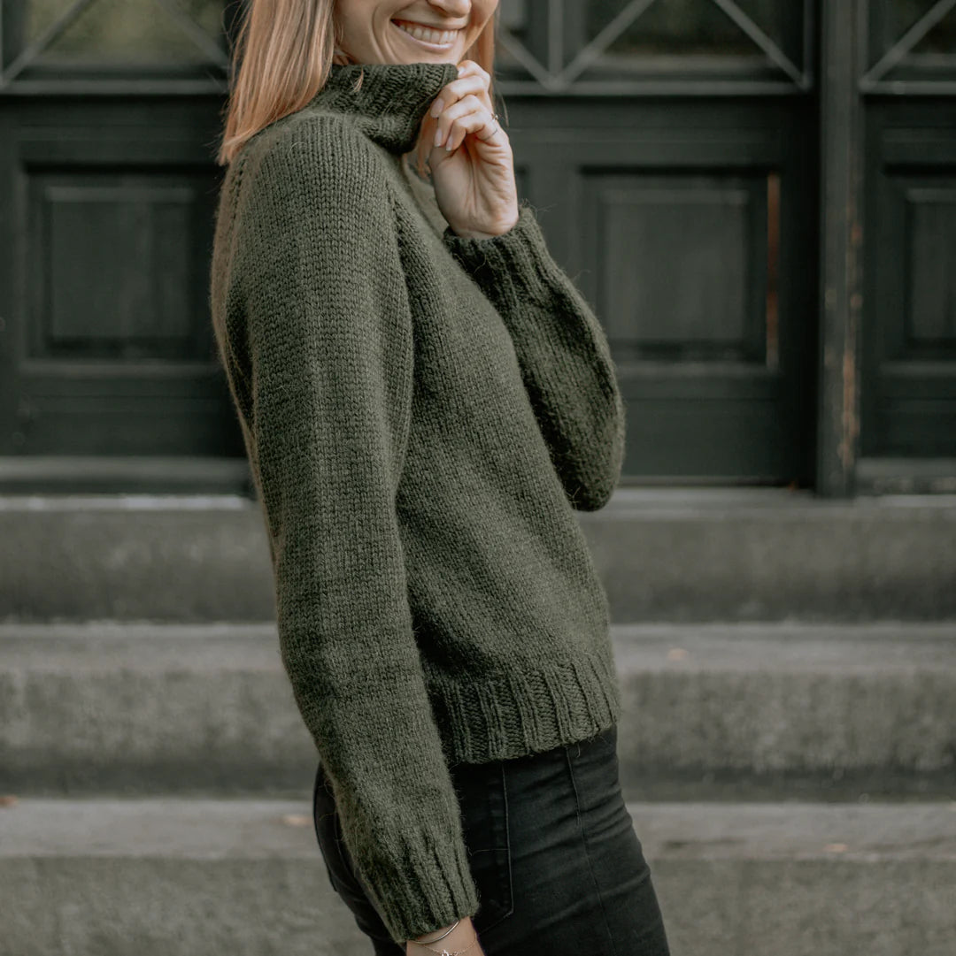 s o l e m n sweater