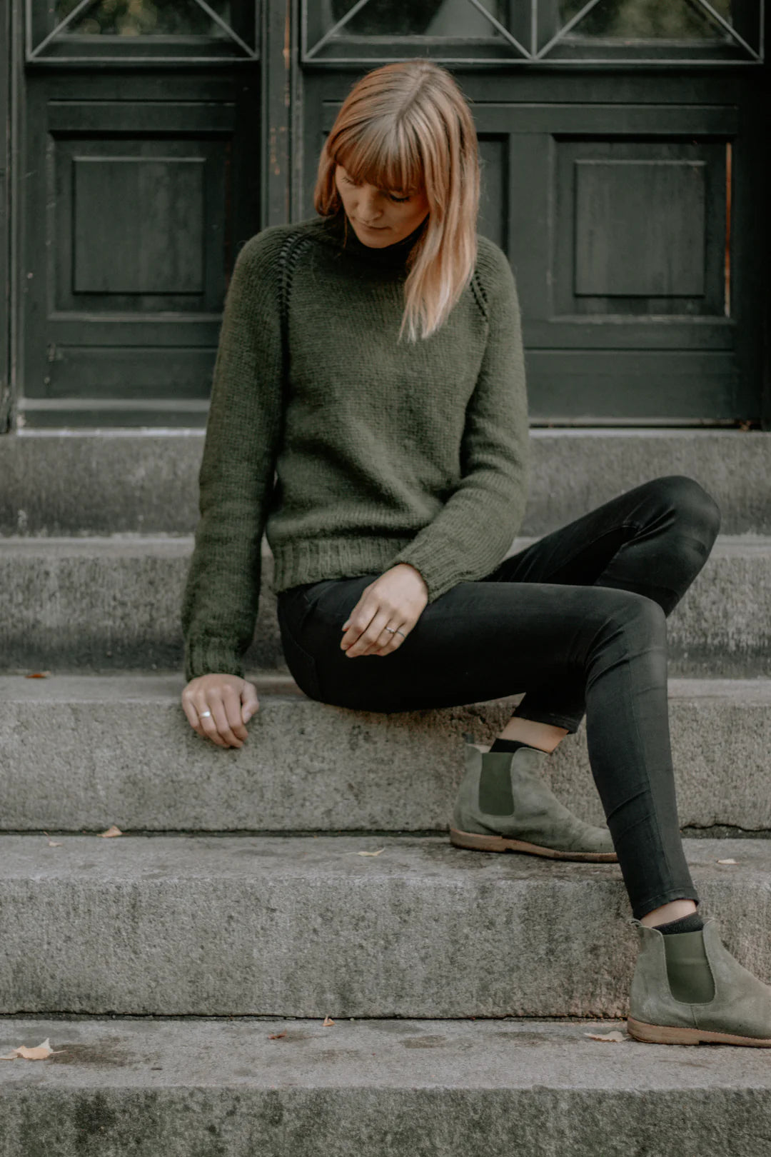 s o l e m n sweater
